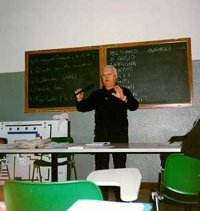 cavagna canta.jpg (11103 byte)